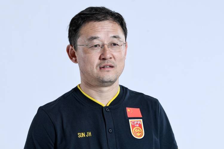 皇冠信用网怎么代理
_赵震谈孙继海青训风波：球员签的不是职业合同皇冠信用网怎么代理
，与韦世豪是两码事